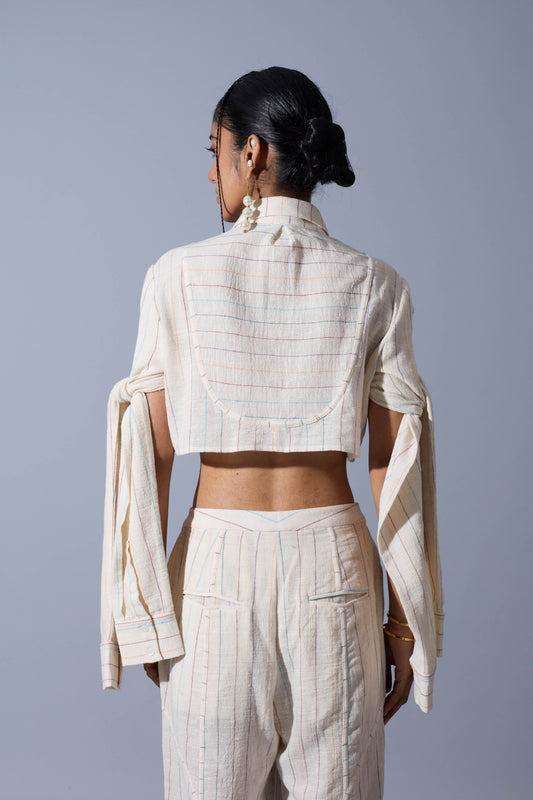 CROPPED TIE-UP SLEEVE SHIRT IN LINEN